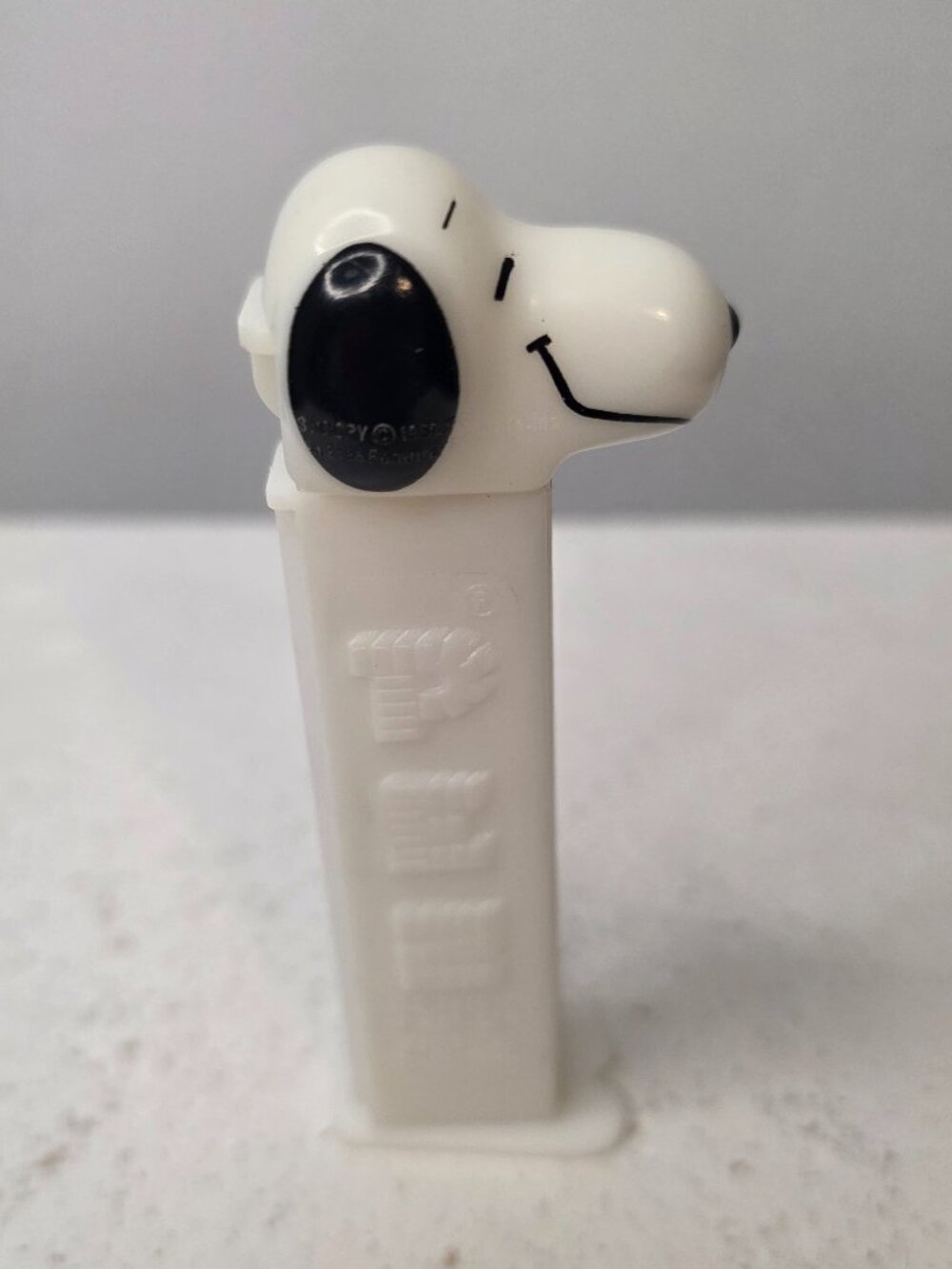 Peanuts Snoopy Pez Dispenser Slovenia